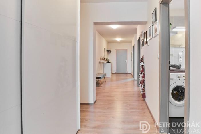 Prodej bytu 4+kk, Praha - Řepy, Kutrovická, 119 m2