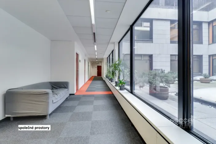 Pronájem kanceláře, Praha - Libeň, Sokolovská, 33 m2