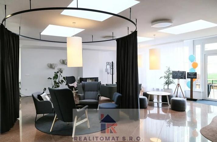 Pronájem bytu 1+kk, Praha - Jinonice, Peroutkova, 55 m2