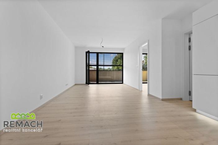 Pronájem bytu 2+kk, Hradec Králové, Pálenecká, 60 m2