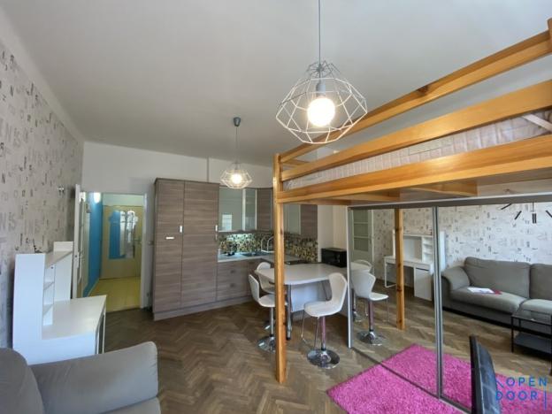 Pronájem bytu 1+kk, Praha - Žižkov, Krásova, 26 m2
