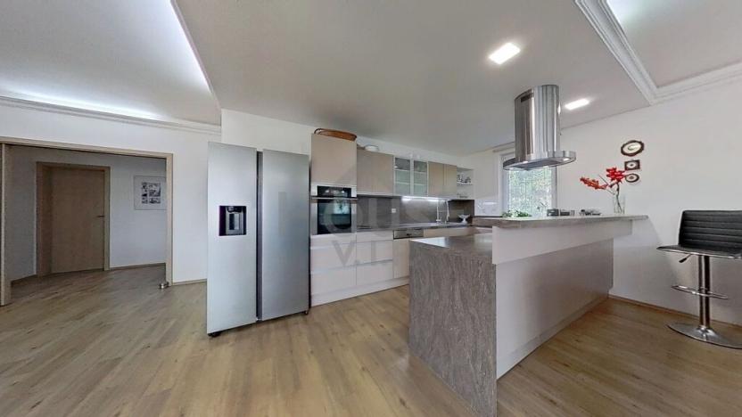 Prodej vícegeneračního domu, Světice, 207 m2