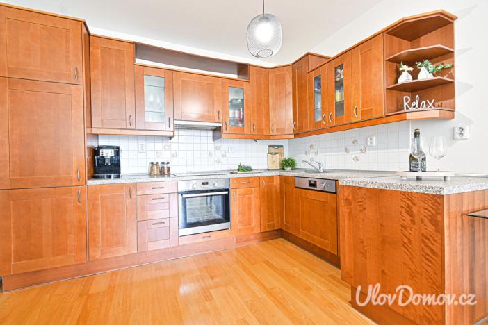 Prodej bytu 2+kk, Praha - Motol, Jeřabinová, 63 m2