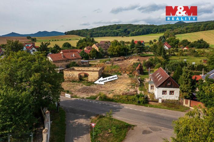 Prodej pozemku pro bydlení, Velemín - Březno, 1215 m2