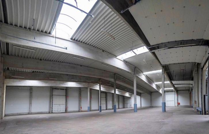 Pronájem skladu, Volduchy, 1000 m2