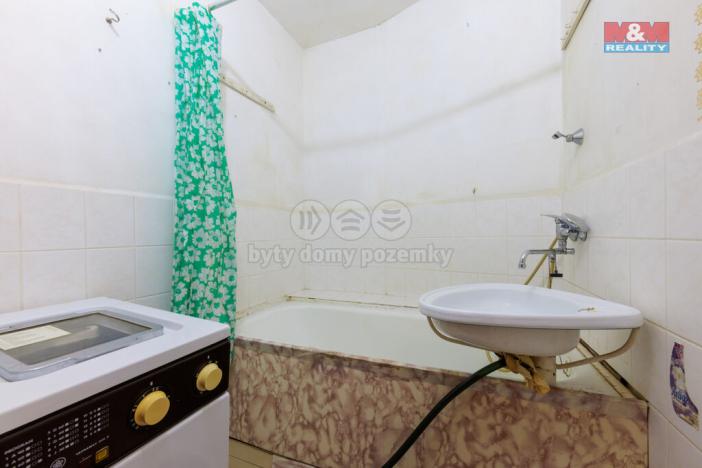 Prodej bytu 2+1, Teplice, Alejní, 46 m2