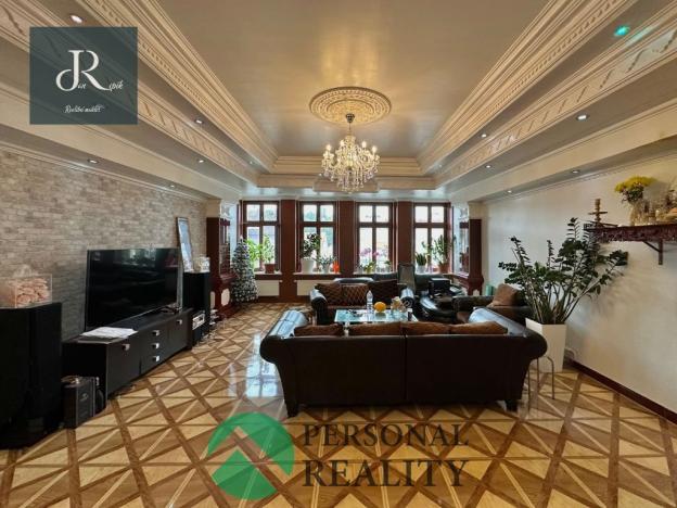 Prodej rodinného domu, Bor, náměstí Republiky, 400 m2