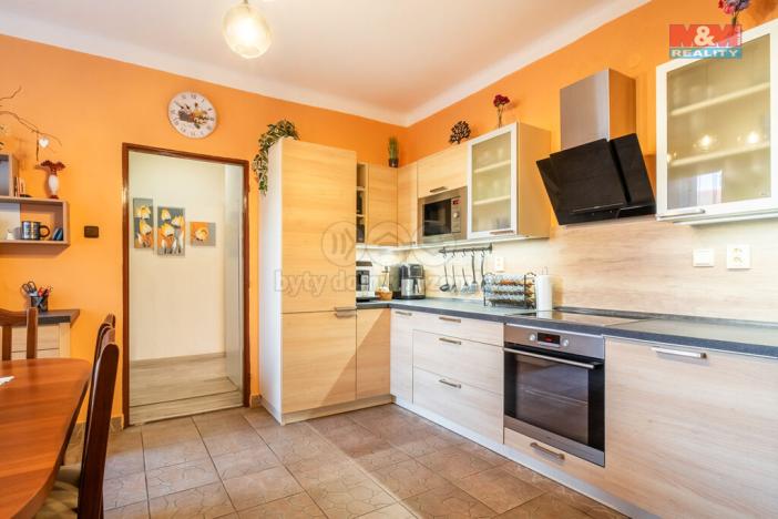 Prodej činžovního domu, Mimoň, nám. 1. máje, 120 m2