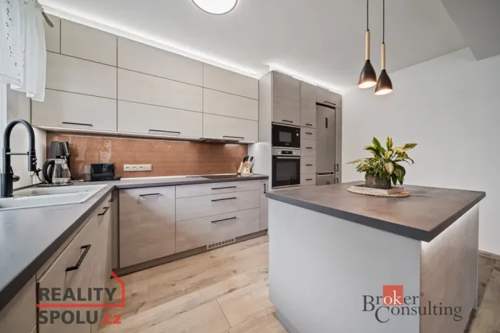 Prodej rodinného domu, Trutnov - Starý Rokytník, 216 m2