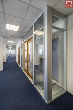 Pronájem kanceláře, Olomouc - Hodolany, tř. Kosmonautů, 300 m2
