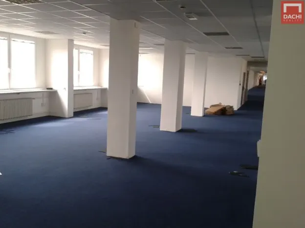 Pronájem kanceláře, Olomouc - Hodolany, tř. Kosmonautů, 300 m2