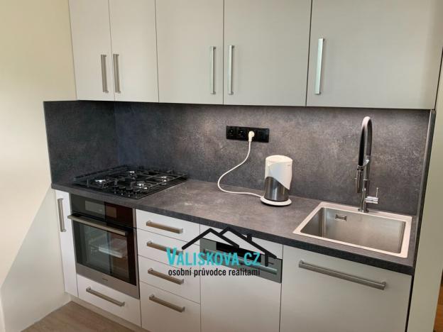 Prodej bytu 2+1, Holešov, 45 m2