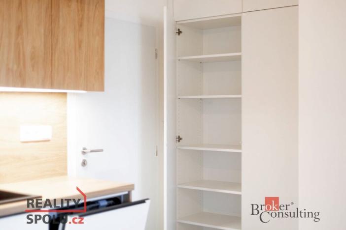 Pronájem bytu 1+kk, Opava - Kateřinky, Rolnická, 31 m2