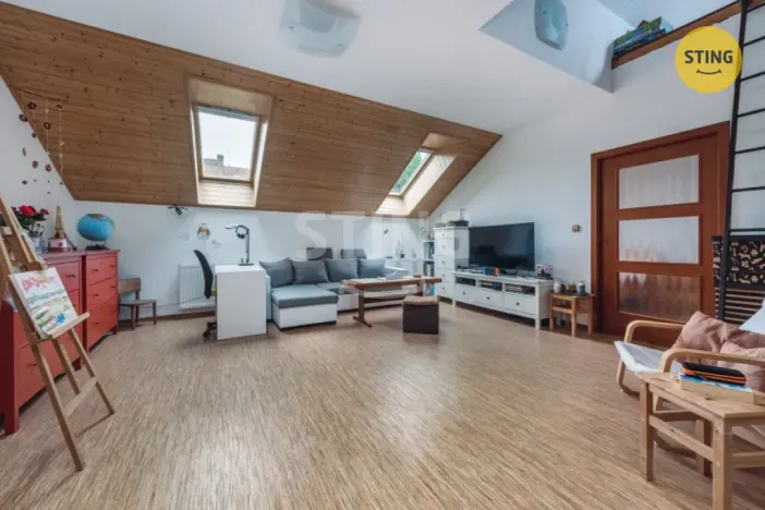 Prodej vícegeneračního domu, Pardubice, Bratranců Veverkových, 300 m2