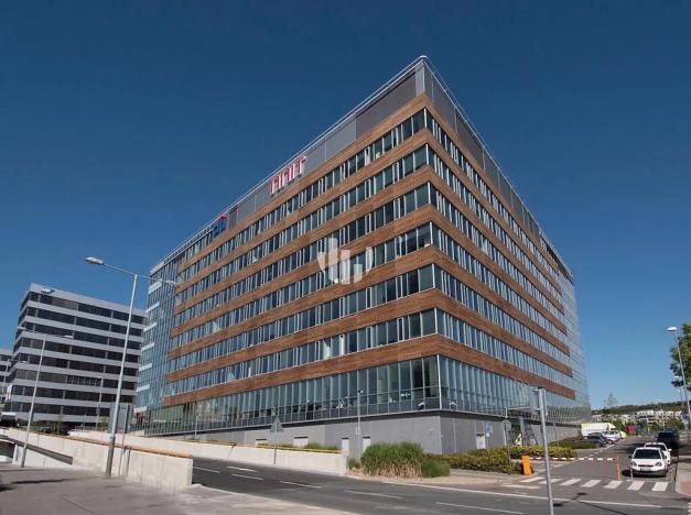 Pronájem kanceláře, Praha - Stodůlky, Bucharova, 2870 m2