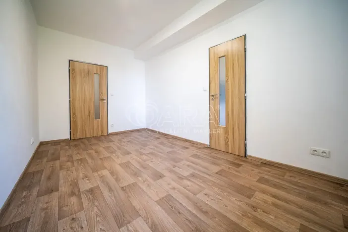 Pronájem bytu 3+1, Pardubice - Bílé Předměstí, Na Drážce, 68 m2