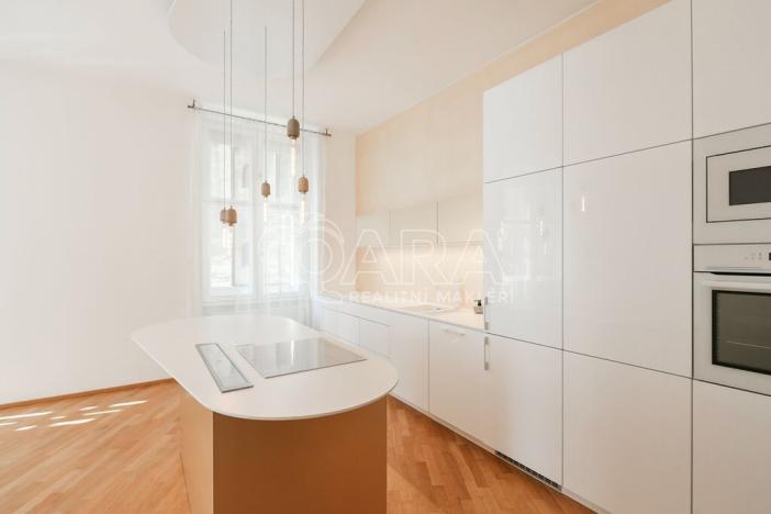 Pronájem bytu 3+kk, Praha - Josefov, U starého hřbitova, 137 m2