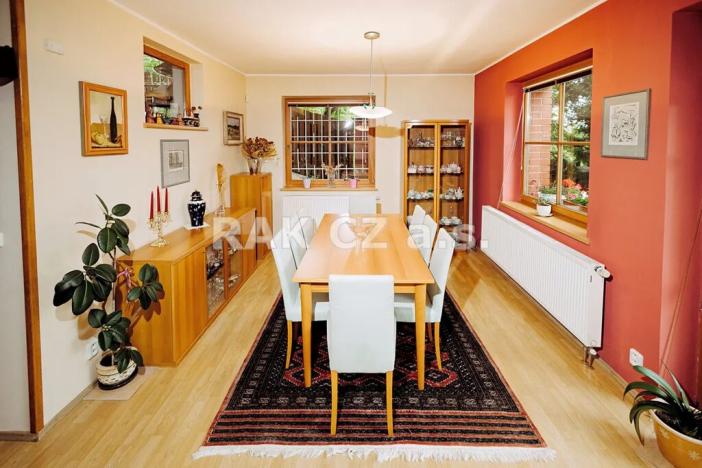 Prodej rodinného domu, Praha - Záběhlice, Ke skalkám, 250 m2