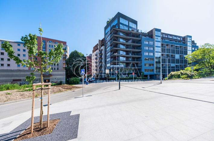 Pronájem bytu 2+kk, Praha - Vysočany, Podnádražní, 64 m2