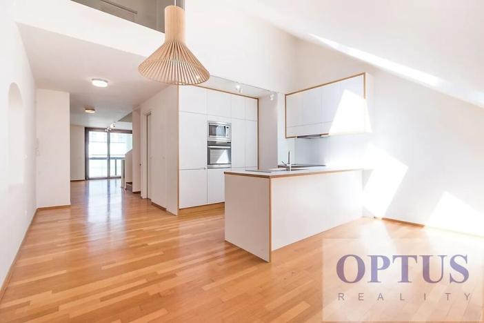 Pronájem bytu 4+1, Praha - Karlín, Šaldova, 157 m2