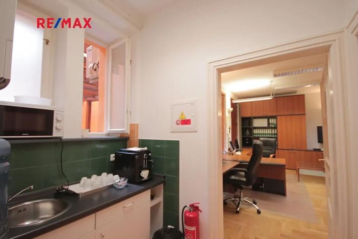 Pronájem kanceláře, Praha - Nové Město, Hybernská, 33 m2