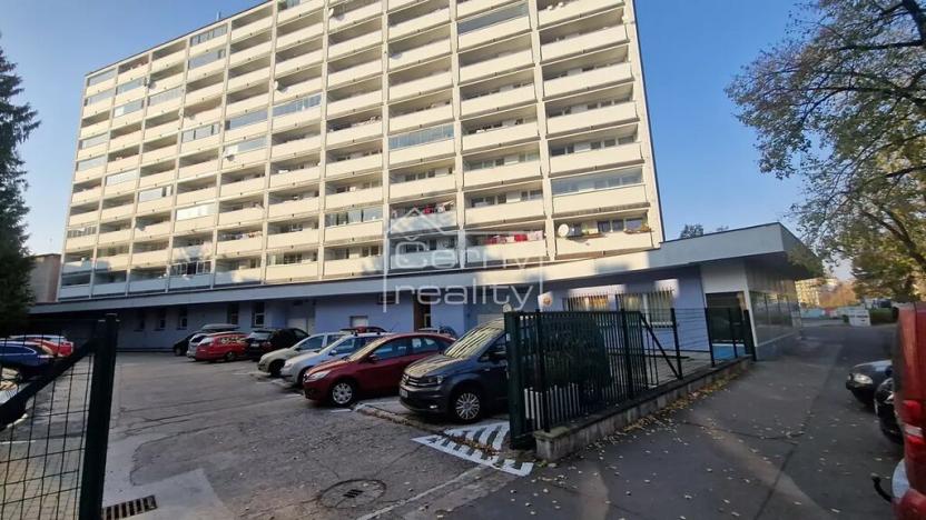 Pronájem obchodního prostoru, Pardubice, Palackého třída, 465 m2