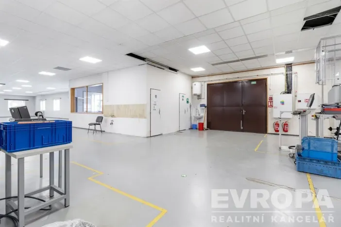 Pronájem skladu, Havlíčkův Brod, okres havlíčkův brod, 1290 m2