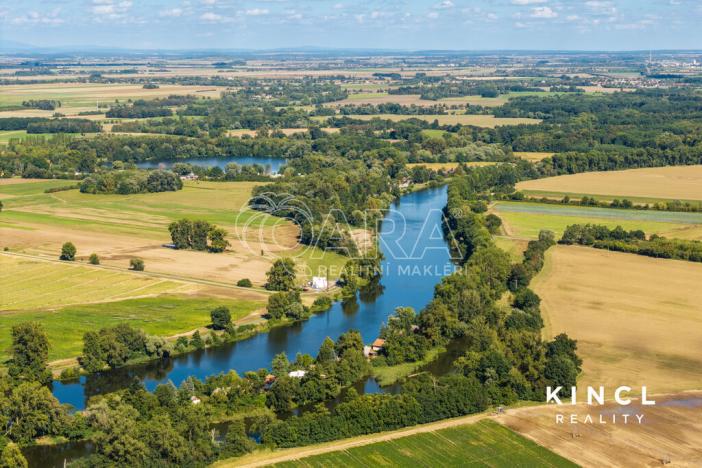 Prodej komerčního pozemku, Semice, 1554 m2