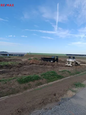 Pronájem komerční nemovitosti, Třebětice, 2233 m2