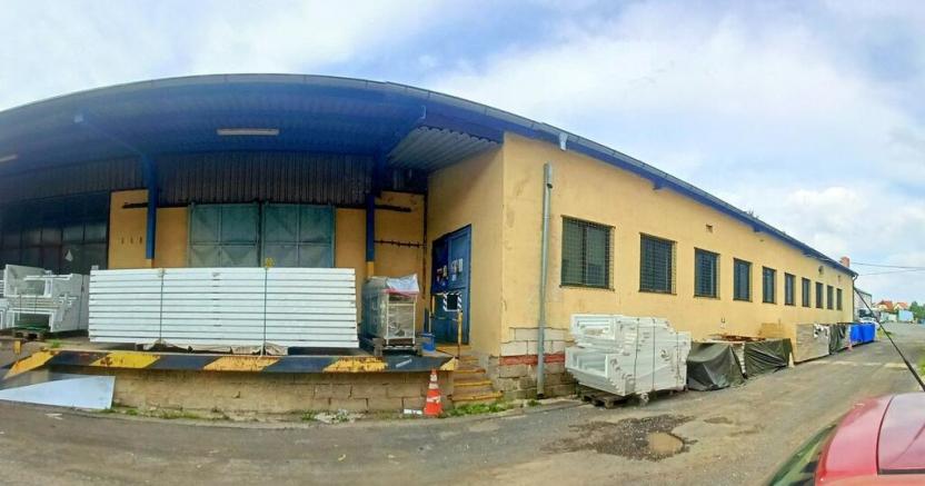 Pronájem skladu, Jílové u Prahy, Masarykovo náměstí, 1000 m2