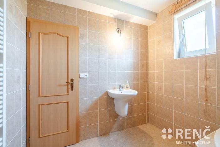 Prodej rodinného domu, Podolí, 216 m2