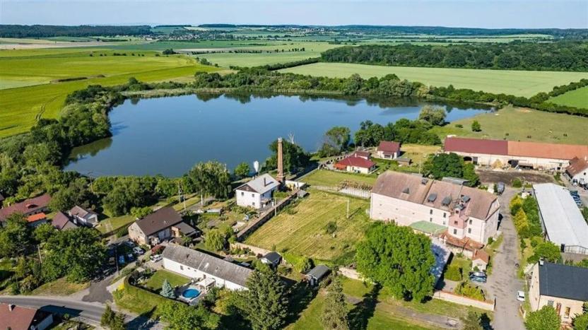 Prodej vícegeneračního domu, Pěčice, 206 m2