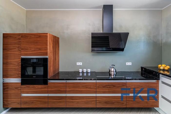 Prodej rodinného domu, Kolová, 205 m2