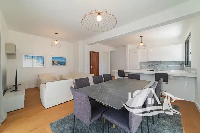 Prodej bytu 2+kk, Lemesos, Kypr, 57 m2