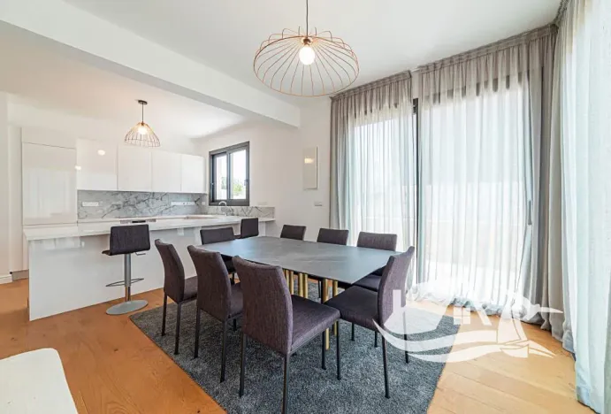 Prodej bytu 2+kk, Lemesos, Kypr, 57 m2