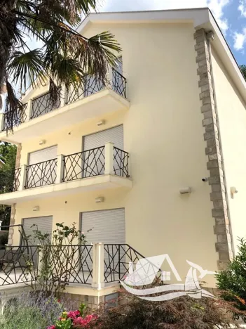 Prodej rodinného domu, Столив, Černá Hora, 330 m2