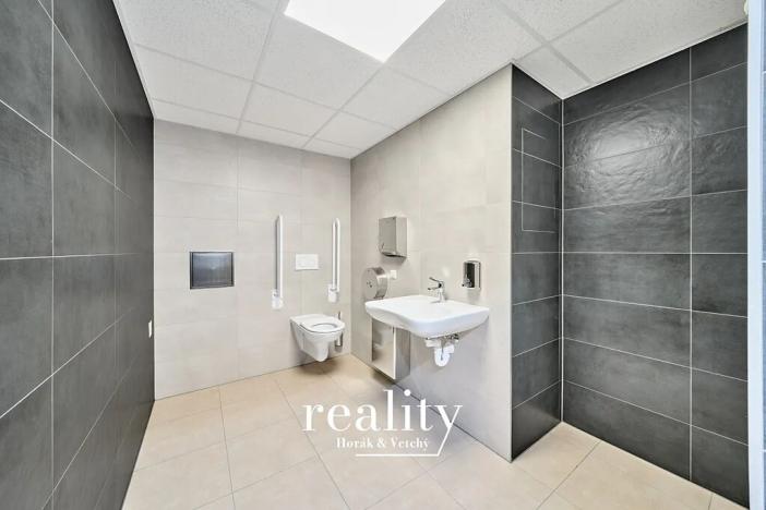 Pronájem kanceláře, Znojmo, Jarošova, 13 m2