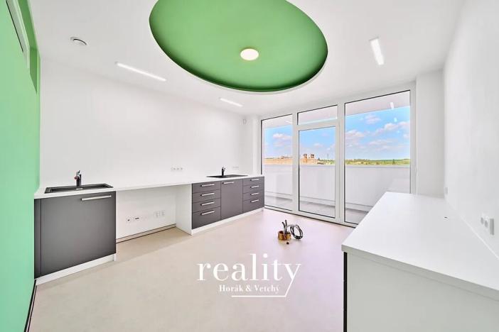 Pronájem ordinace, Znojmo, 28 m2