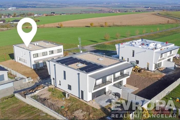 Prodej rodinného domu, Červené Pečky, Hrabáňova, 210 m2