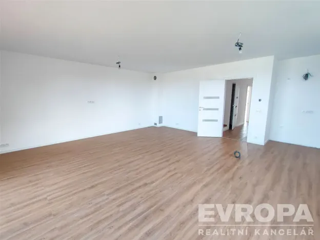 Prodej rodinného domu, Červené Pečky, Hrabáňova, 210 m2