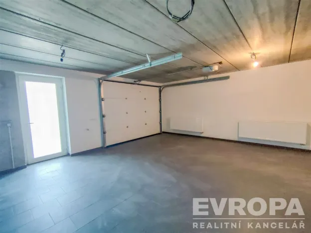 Prodej rodinného domu, Červené Pečky, Hrabáňova, 210 m2