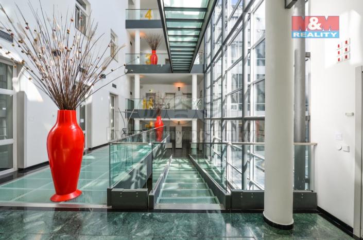 Pronájem kanceláře, Praha - Nové Město, Krakovská, 412 m2