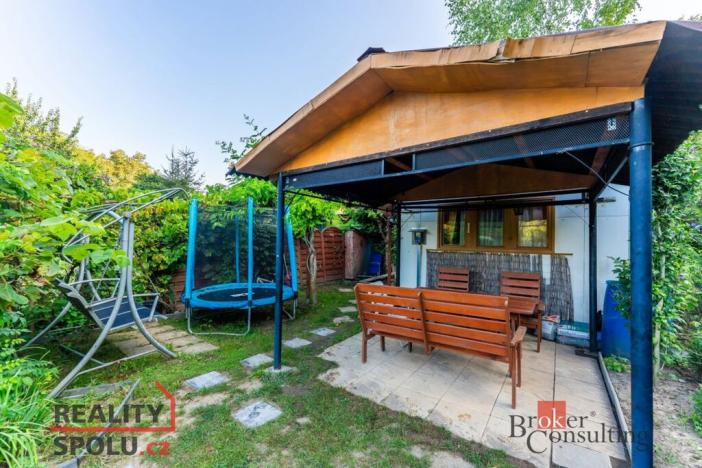 Prodej zahrady, Rybitví, 185 m2