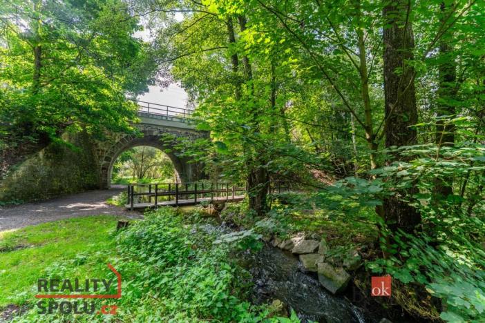 Prodej zahrady, Rybitví, 185 m2