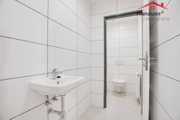 Pronájem ordinace, Ústí nad Labem - Ústí nad Labem-centrum, Koněvova, 120 m2