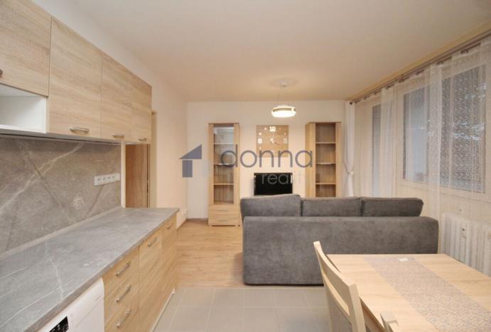 Pronájem bytu 3+kk, Praha, Sládkovičova, 58 m2