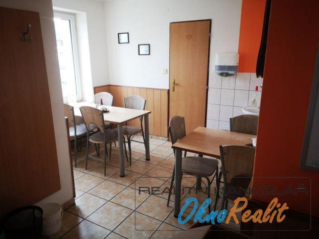 Pronájem komerční nemovitosti, Přerov - Přerov I-Město, 9. května, 133 m2