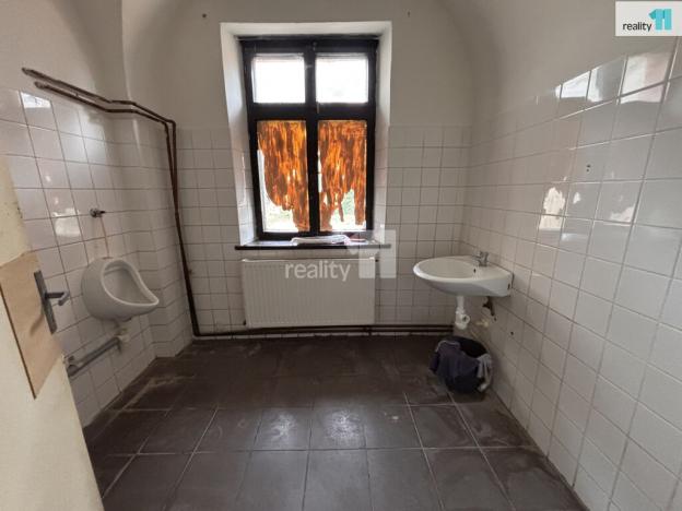 Pronájem obchodního prostoru, Nový Bor, Husova, 80 m2