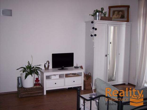 Pronájem bytu 2+kk, Zlín - Malenovice, Zahradní, 43 m2