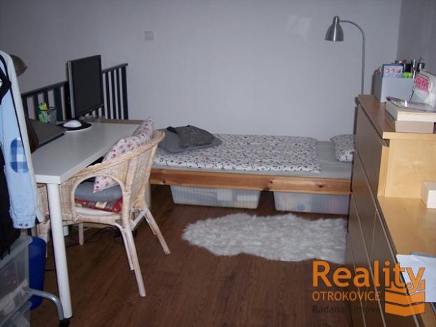 Pronájem bytu 2+kk, Zlín - Malenovice, Zahradní, 43 m2